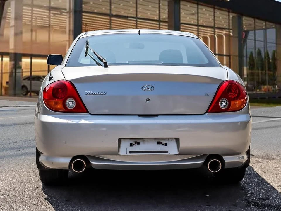 2004 Hyundai Tiburon - Image 4 of 20