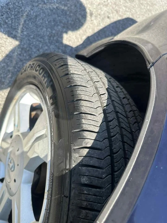 2004 Hyundai Tiburon - Image 17 of 17