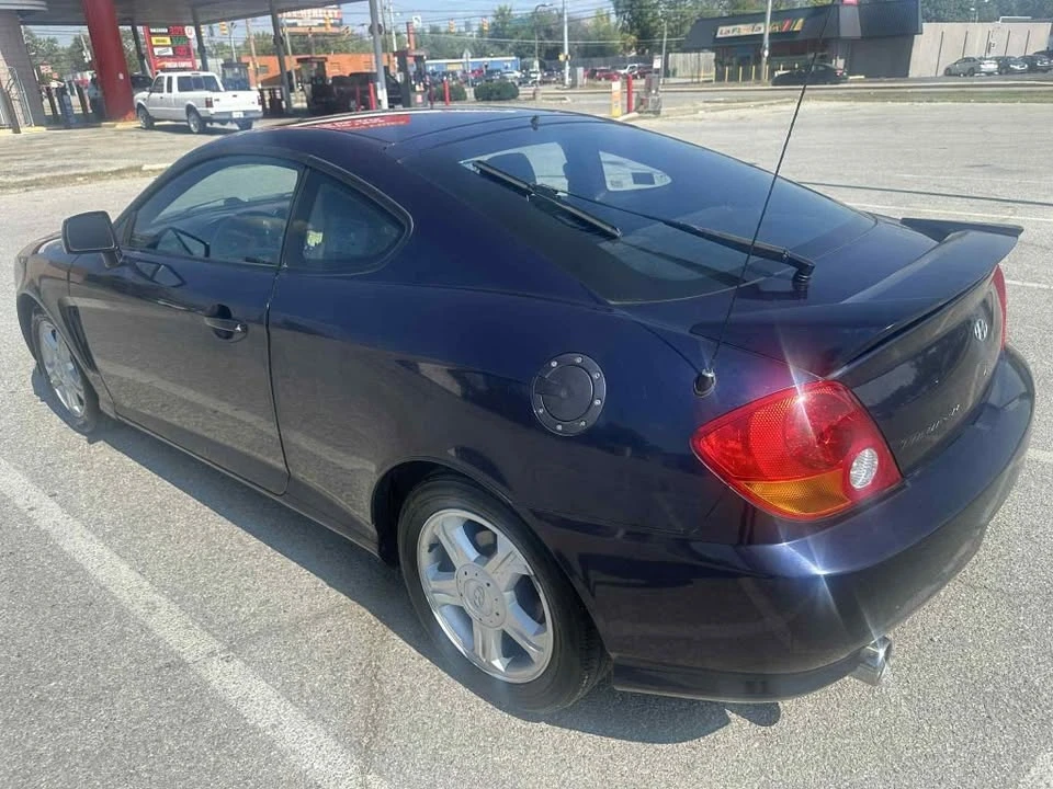 2004 Hyundai Tiburon - Image 4 of 17