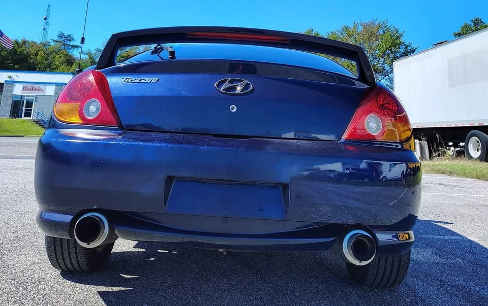 2004 Hyundai Tiburon - Image 5 of 14