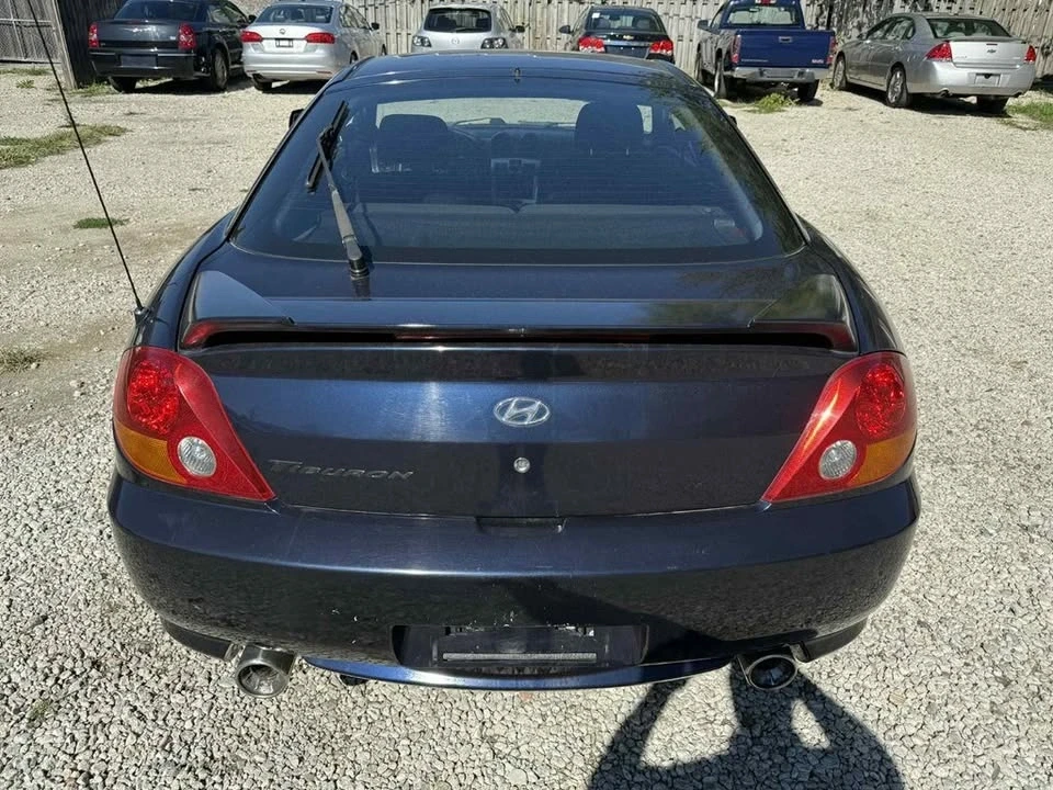 2004 Hyundai Tiburon - Image 5 of 16