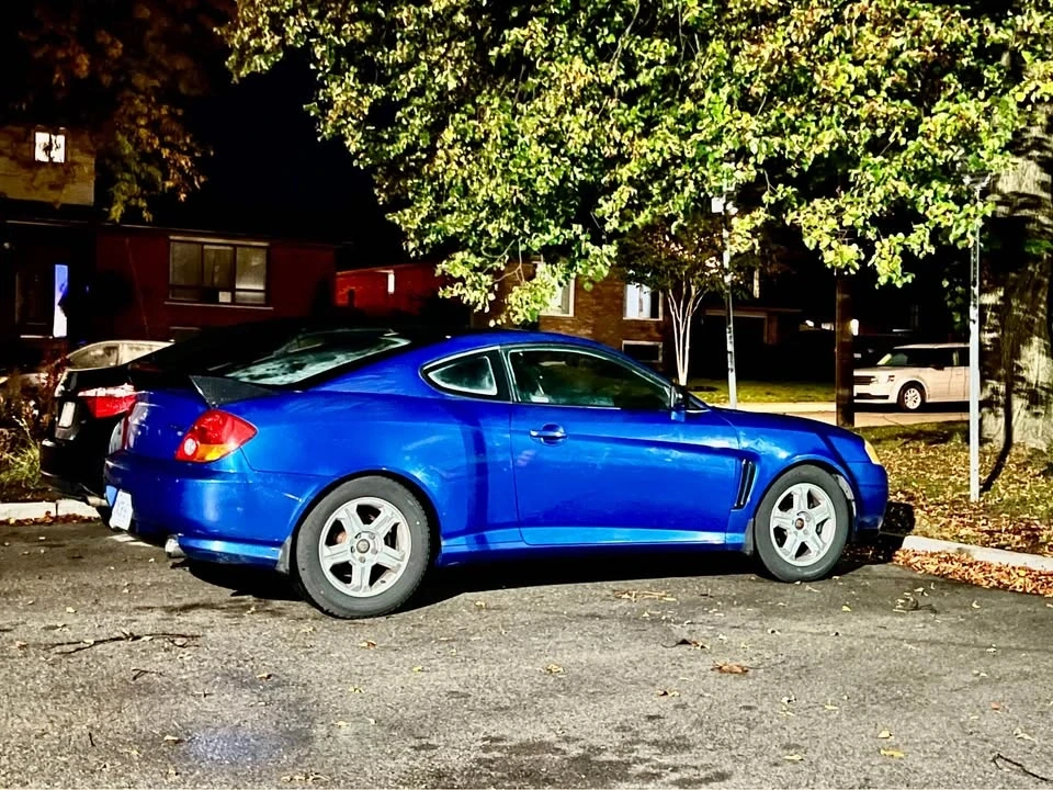 2004 Hyundai Tiburon - Image 2 of 7