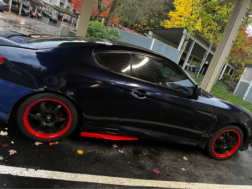 2004 Hyundai Tiburon - Image 2 of 5