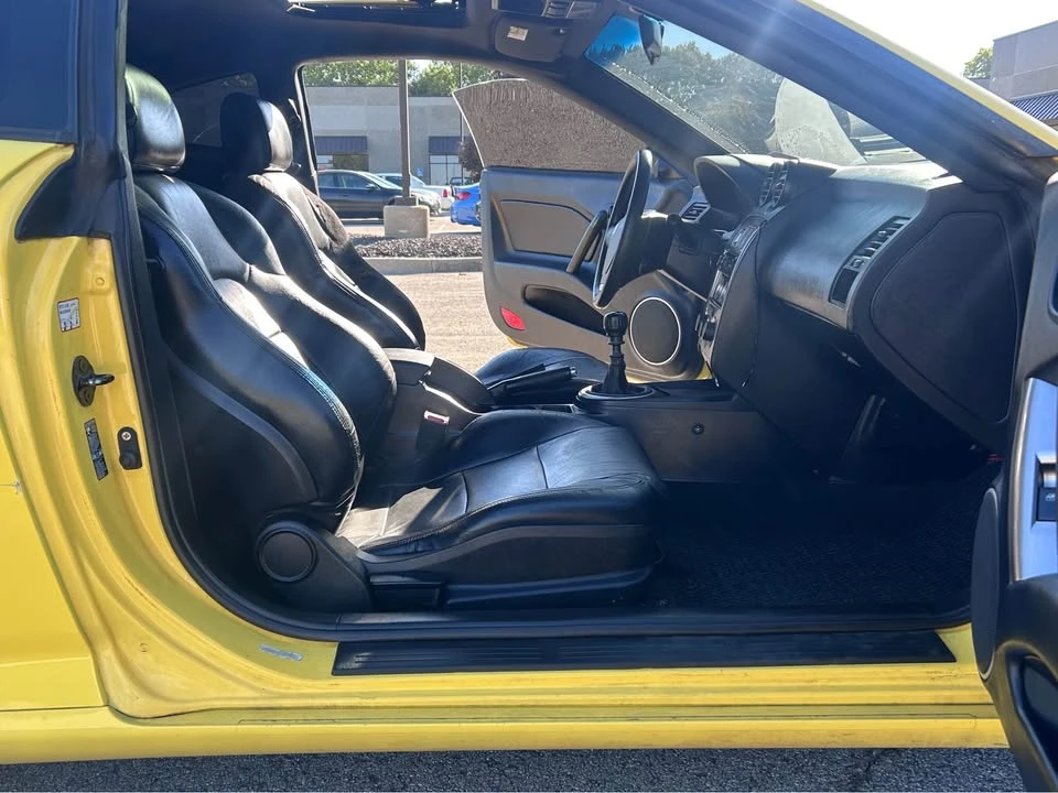 2004 Hyundai Tiburon - Image 14 of 17