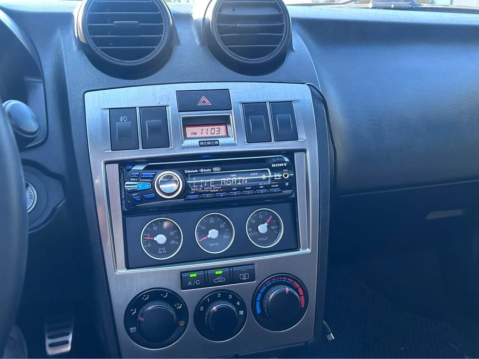 2004 Hyundai Tiburon - Image 11 of 17