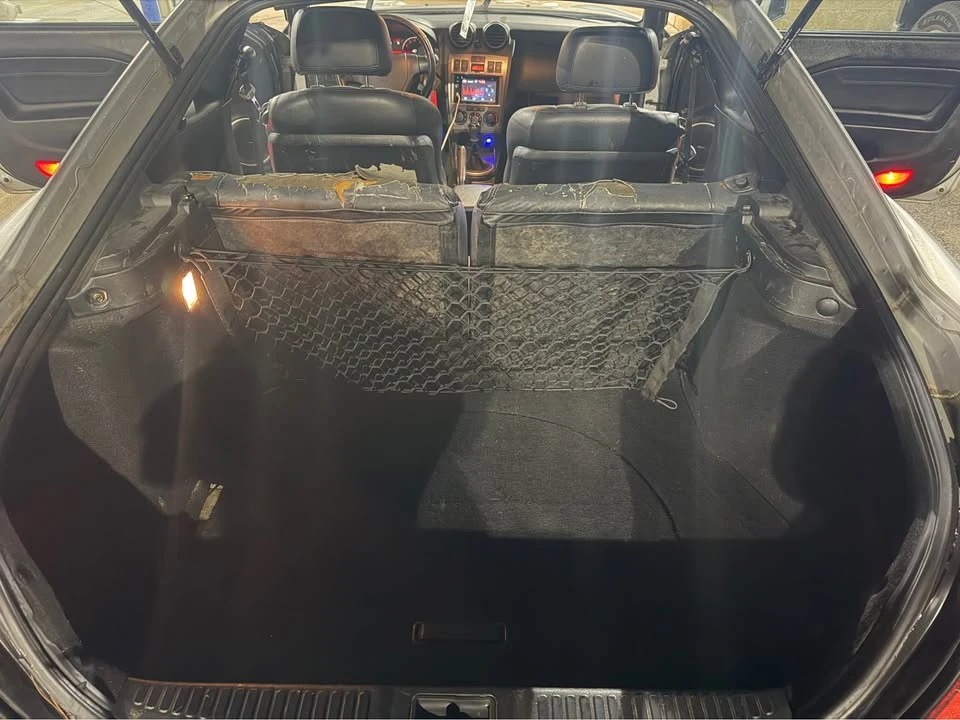 2004 Hyundai Tiburon - Image 11 of 11