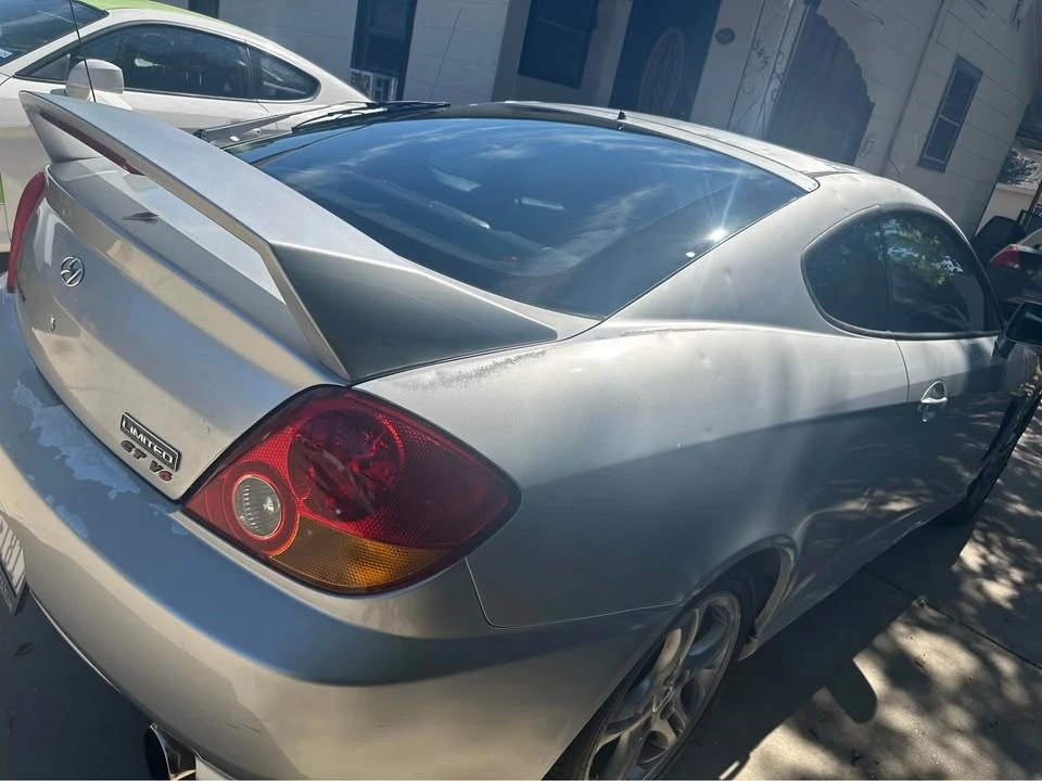 2004 Hyundai Tiburon - Image 11 of 11