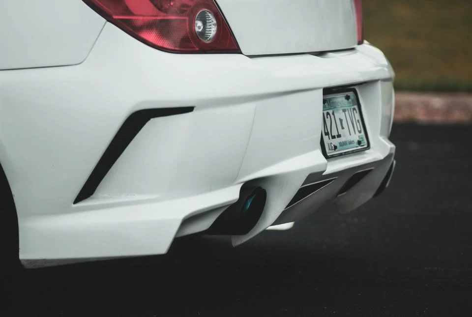 2004 Hyundai Tiburon - Image 7 of 19
