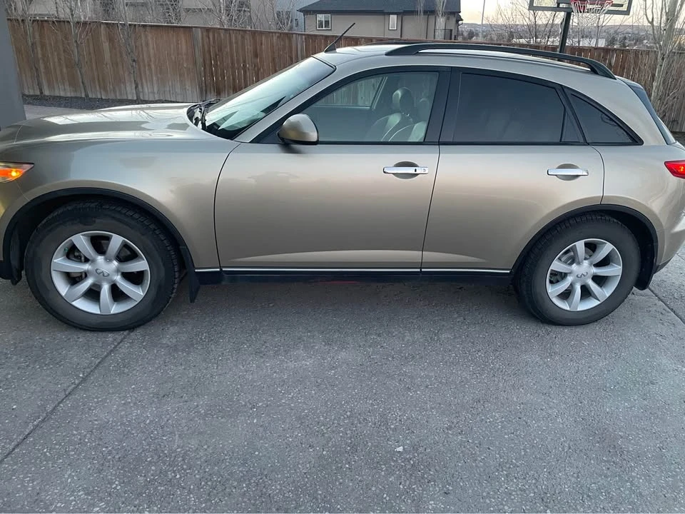 2004 Infiniti FX 1st Gen - Image 2 of 10