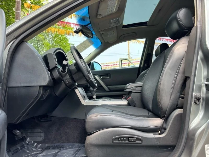 2004 Infiniti FX 1st Gen - Image 12 of 12