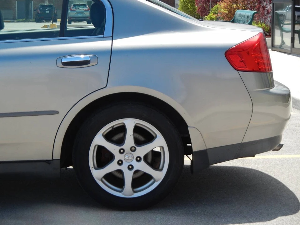 2004 Infiniti G35 3rd Gen - Image 11 of 12