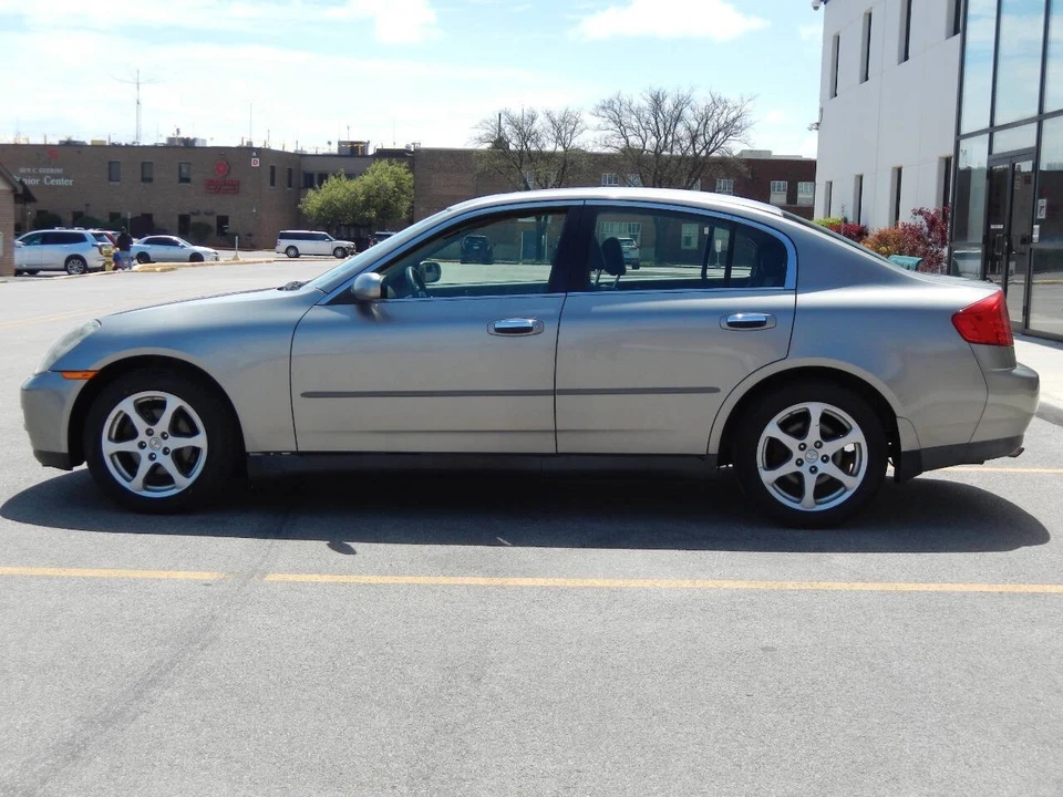 2004 Infiniti G35 3rd Gen - Image 10 of 12