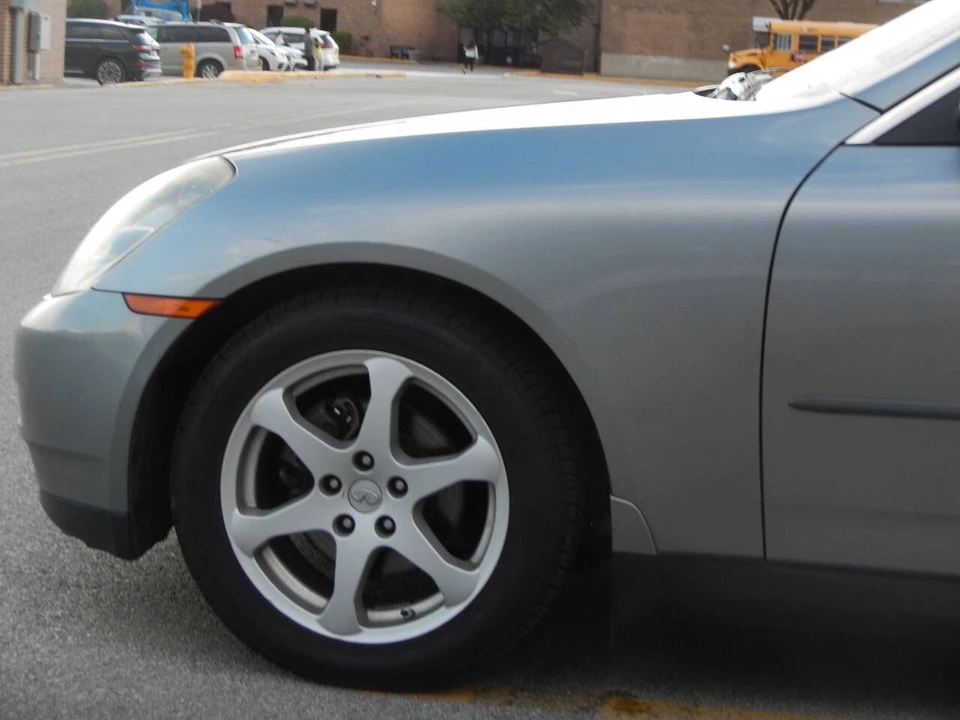 2004 Infiniti G35 3rd Gen - Image 12 of 31