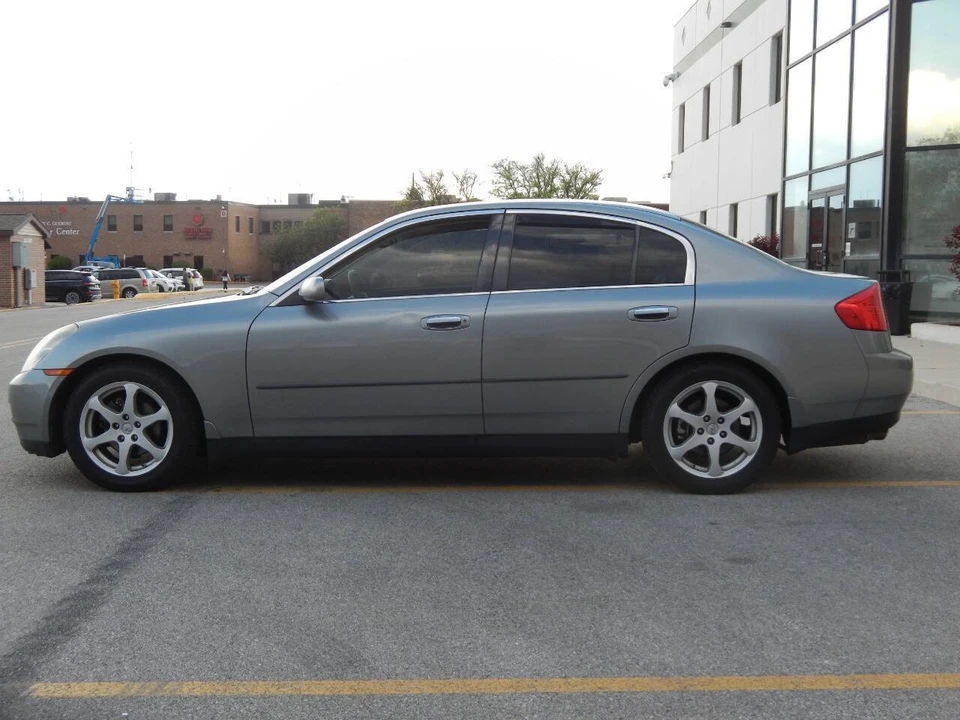 2004 Infiniti G35 3rd Gen - Image 10 of 31