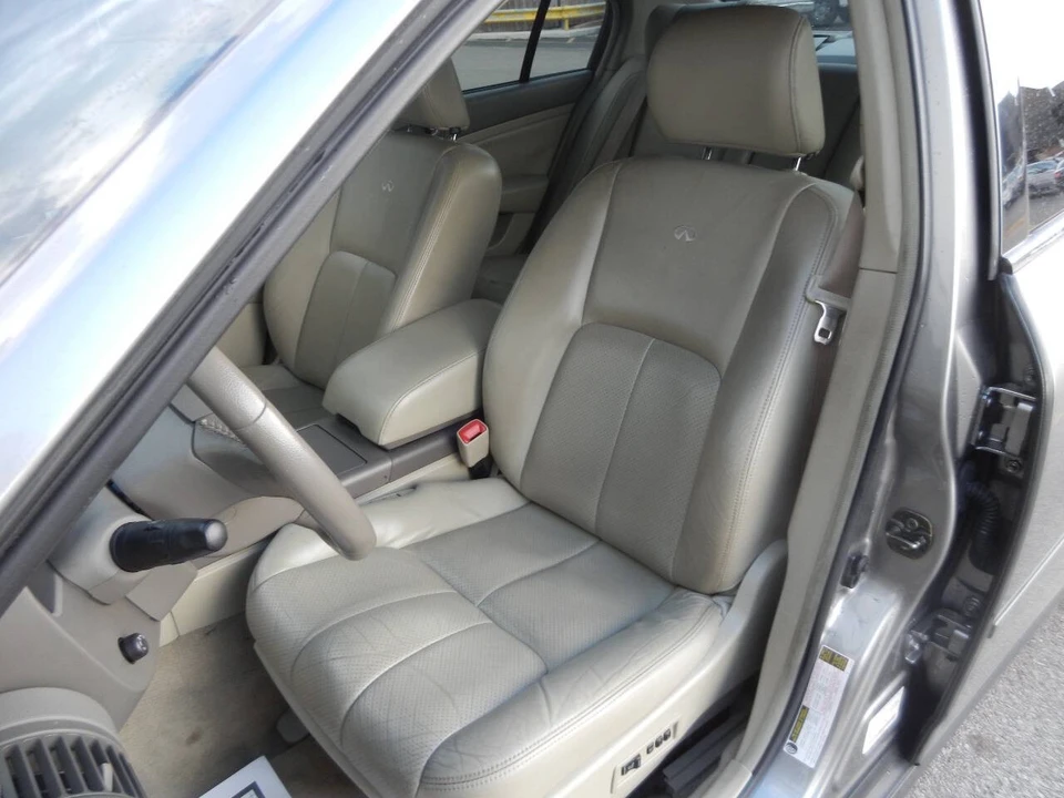 2004 Infiniti G35 3rd Gen - Image 27 of 31