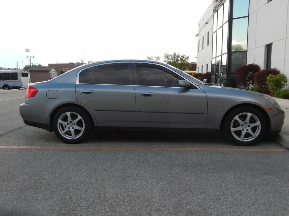 2004 Infiniti G35 3rd Gen - Image 20 of 31