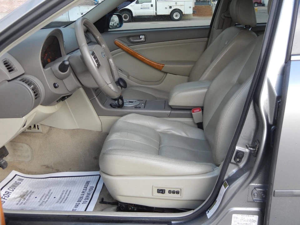 2004 Infiniti G35 3rd Gen - Image 26 of 31