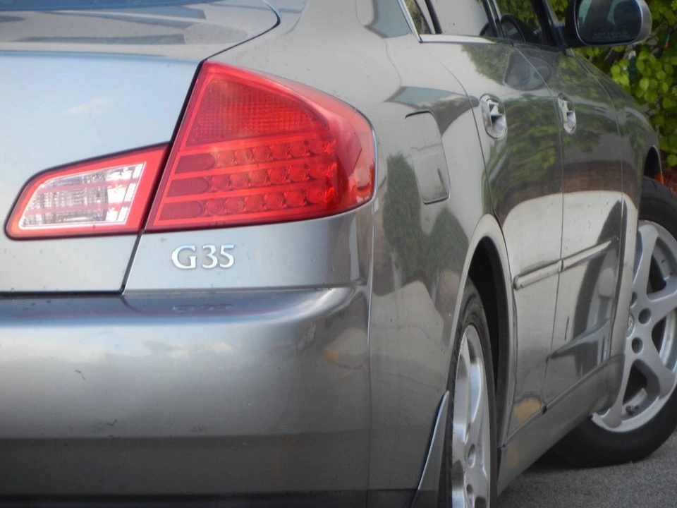 2004 Infiniti G35 3rd Gen - Image 17 of 31