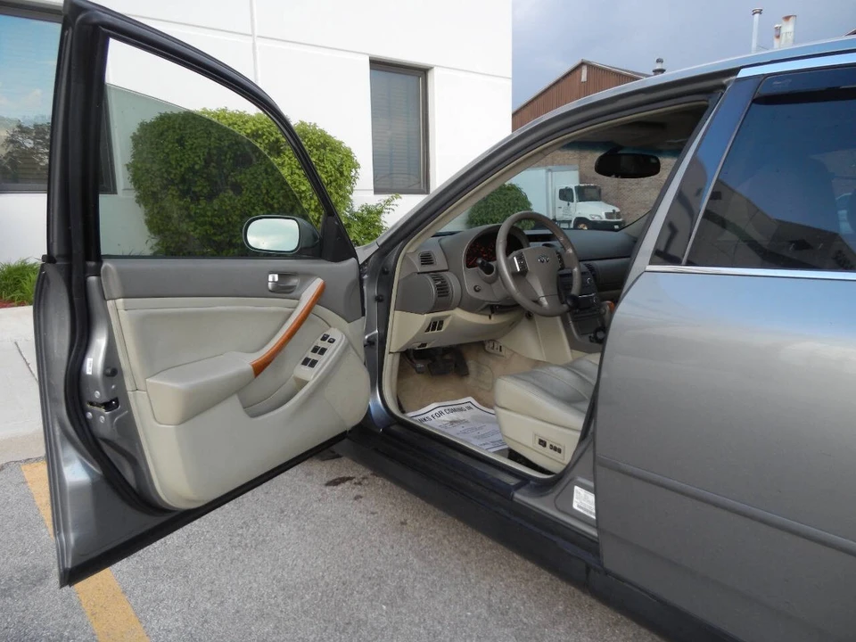 2004 Infiniti G35 3rd Gen - Image 23 of 31