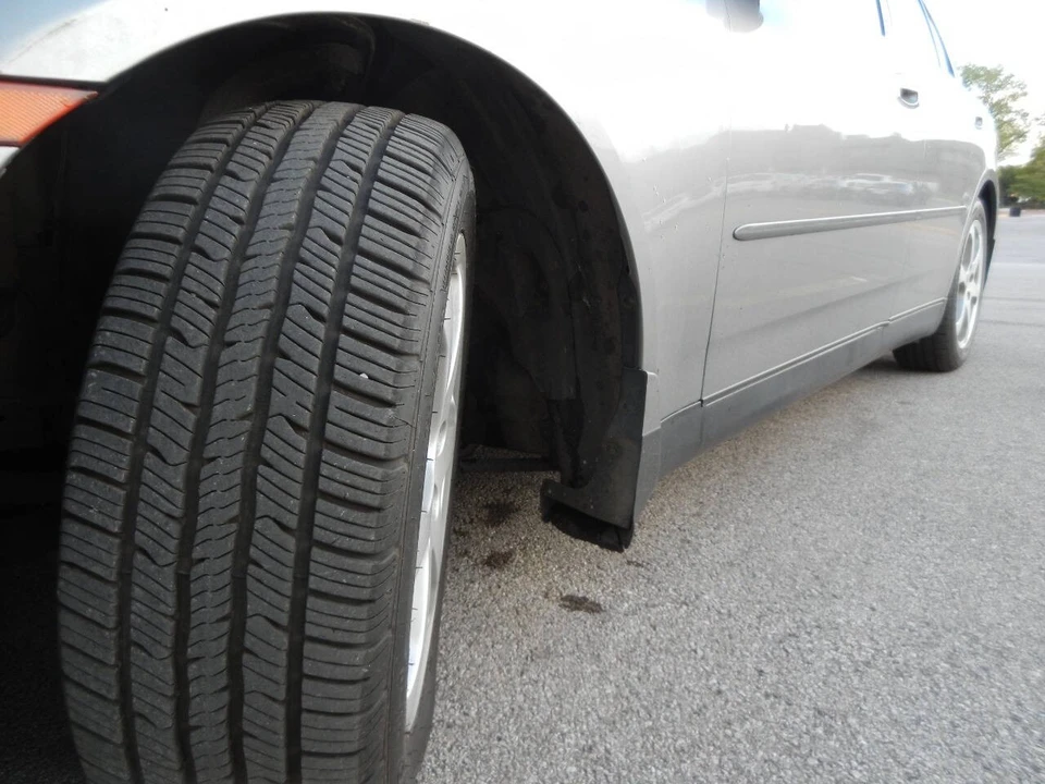 2004 Infiniti G35 3rd Gen - Image 15 of 31