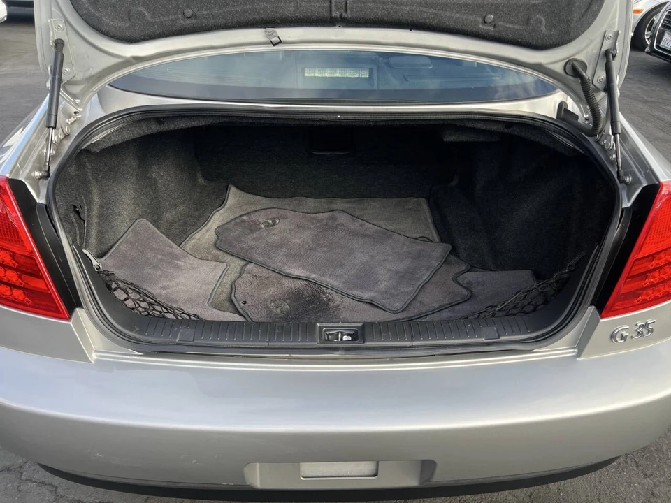 2004 Infiniti G35 3rd Gen - Image 14 of 17