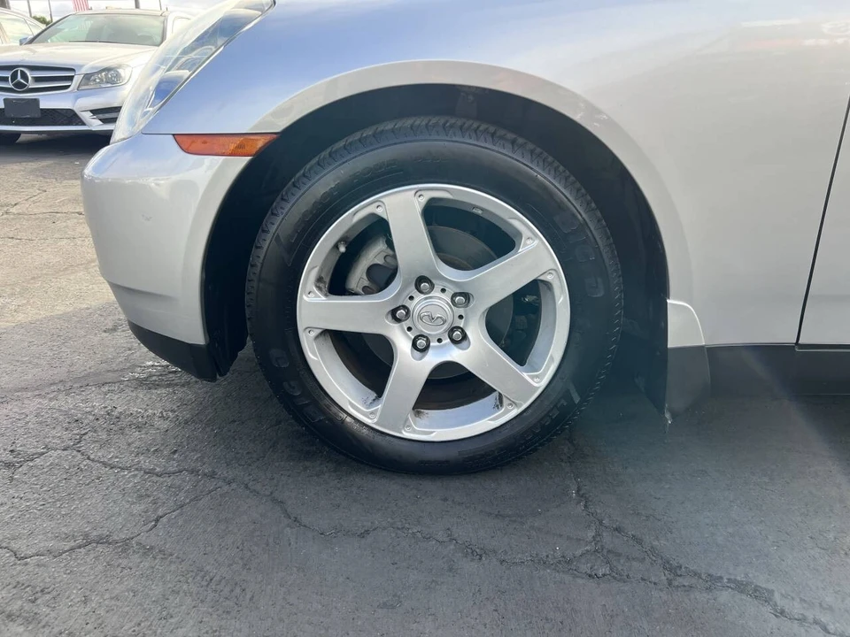 2004 Infiniti G35 3rd Gen - Image 16 of 17