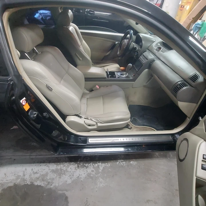 2004 Infiniti G35 3rd Gen - Image 19 of 21