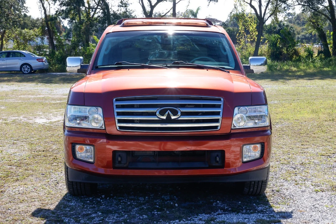 2004 Infiniti QX80 - Image 17 of 21