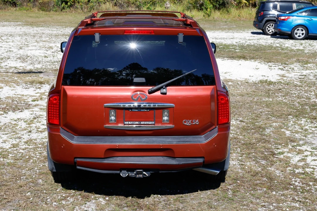 2004 Infiniti QX80 - Image 9 of 21