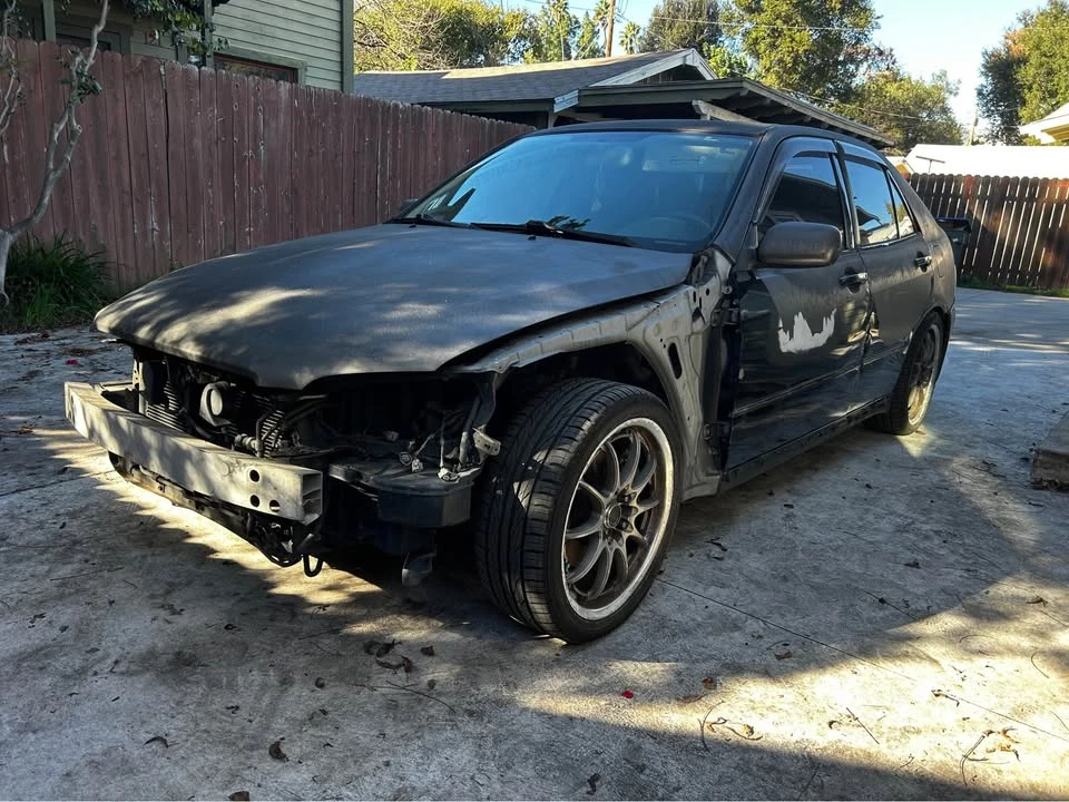 2004 Lexus IS 1st Gen - Image 2 of 9