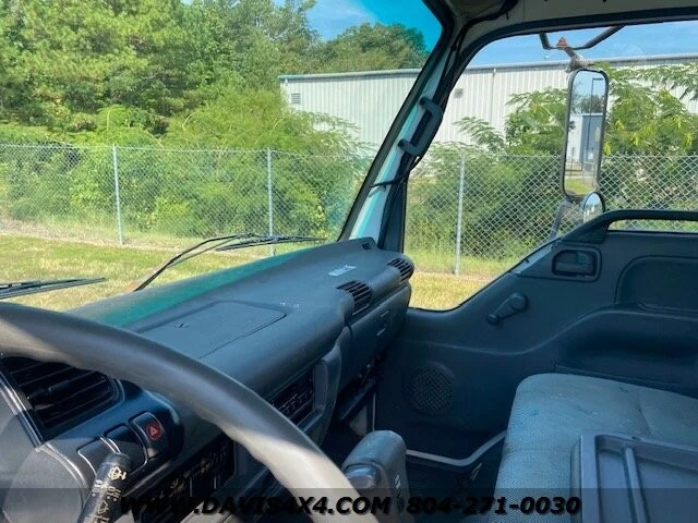 2004 Isuzu Elf - Image 9 of 12