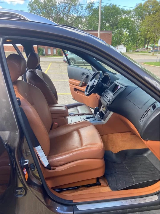 2004 Infiniti FX 1st Gen - Image 11 of 13