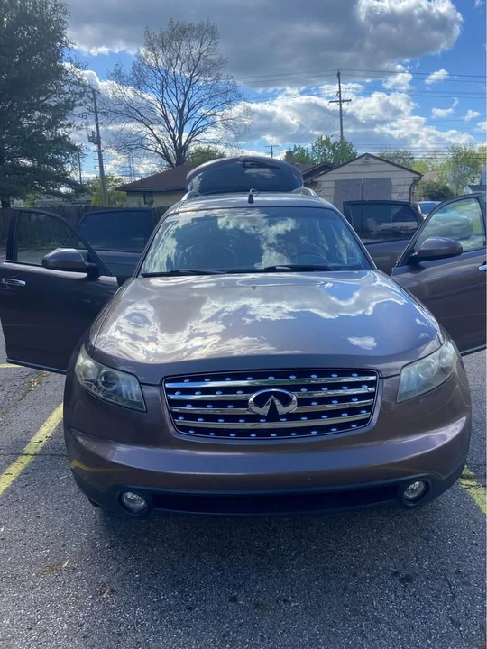 2004 Infiniti FX 1st Gen - Image 12 of 13