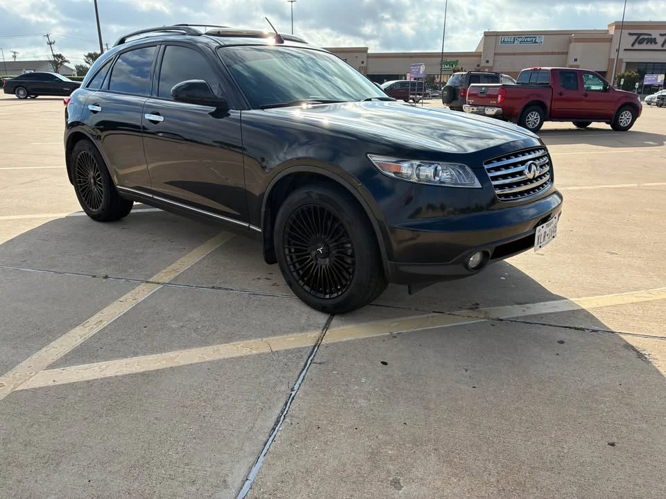 2004 Infiniti FX 1st Gen - Image 3 of 11