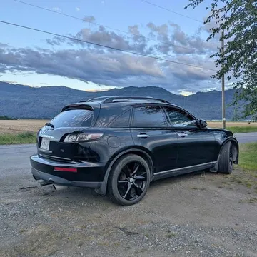 2004 Infiniti FX35