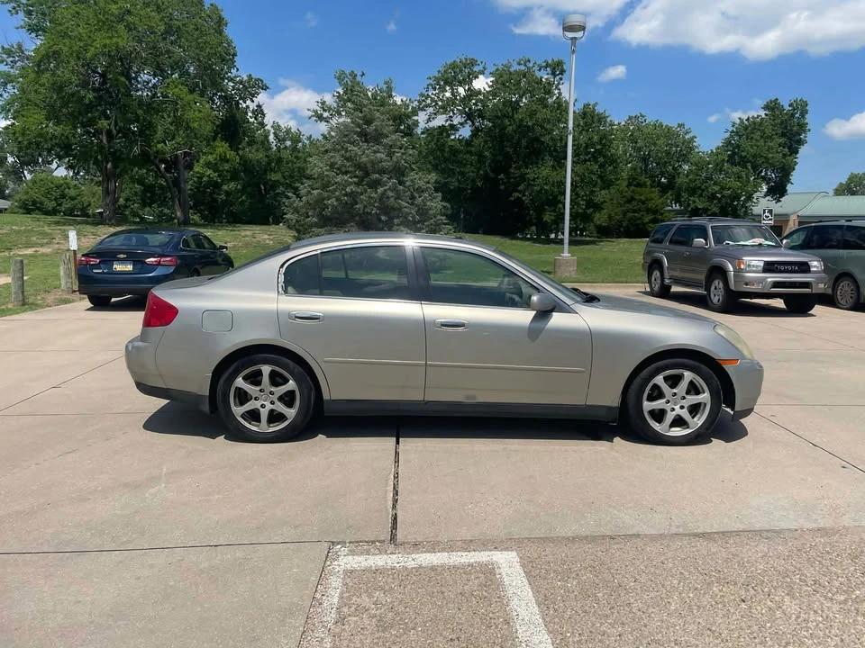2004 Infiniti G35 3rd Gen - Image 8 of 17