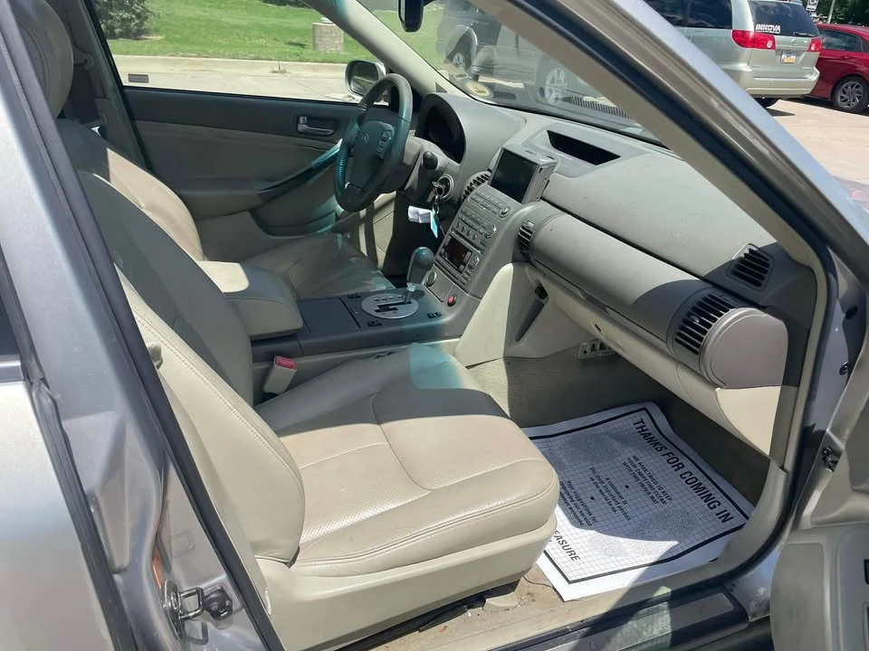 2004 Infiniti G35 3rd Gen - Image 16 of 17