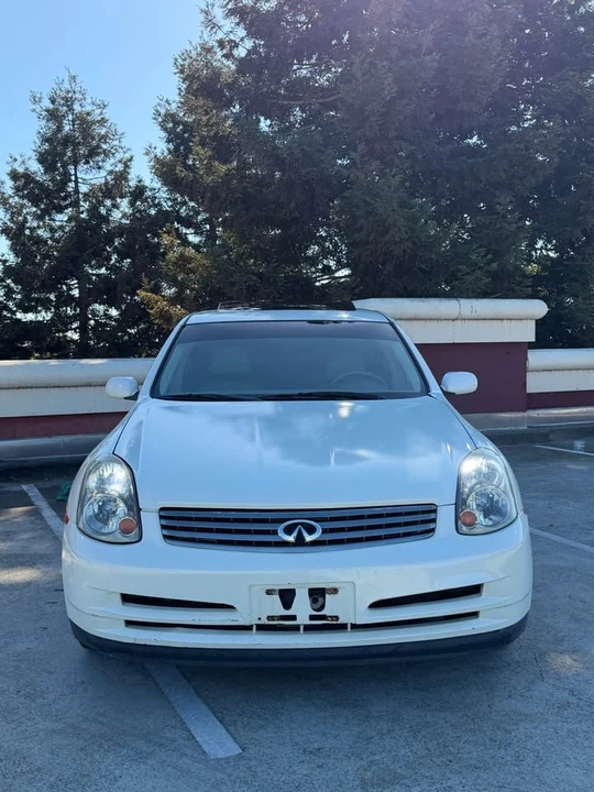 2004 Infiniti G35 3rd Gen - Image 2 of 20