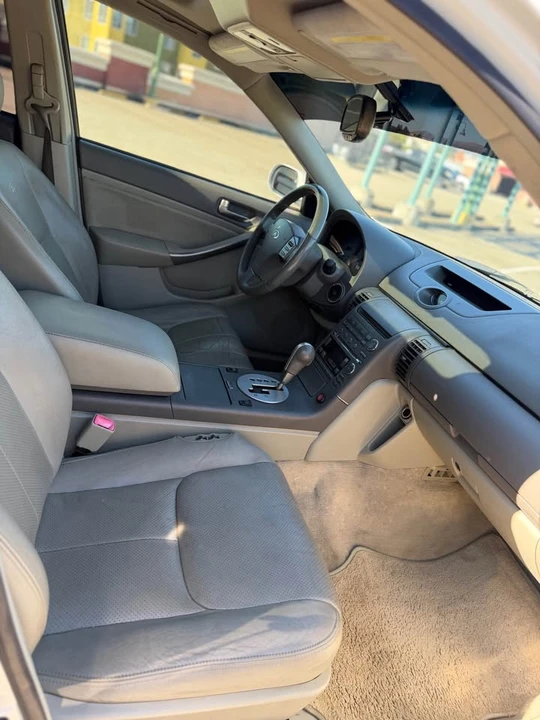2004 Infiniti G35 3rd Gen - Image 16 of 20