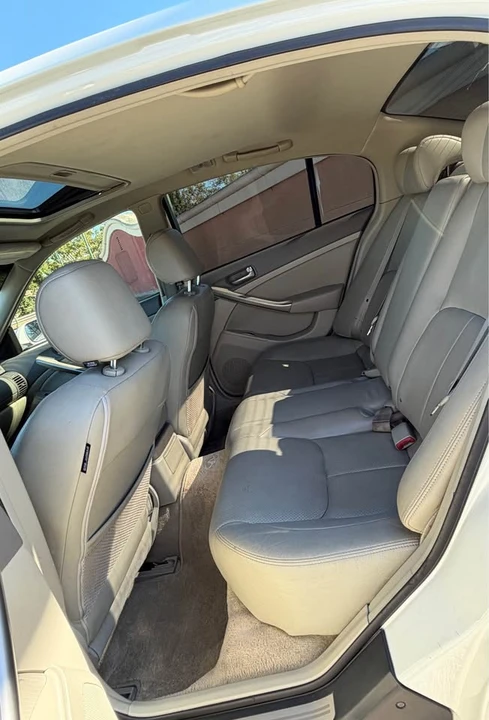 2004 Infiniti G35 3rd Gen - Image 11 of 20