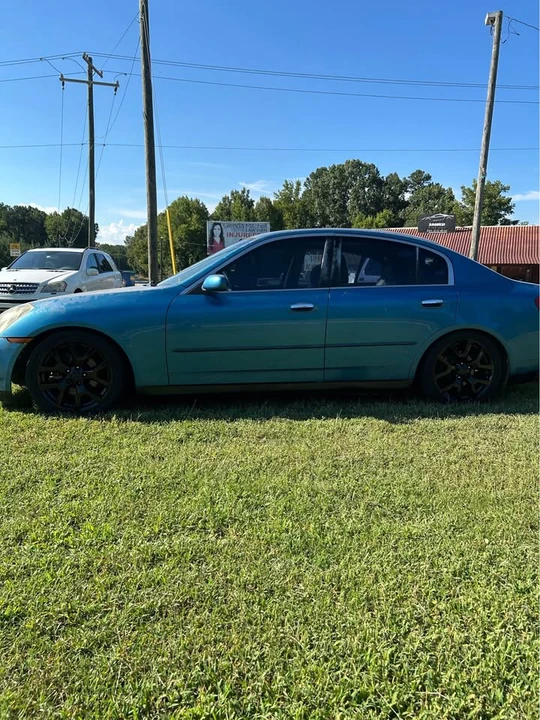 2004 Infiniti G35 3rd Gen - Image 2 of 7