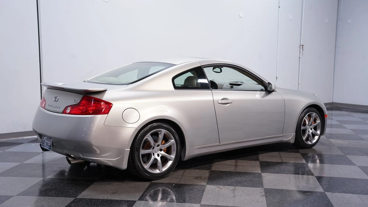 2004 Infiniti G35 3rd Gen - Image 13 of 21