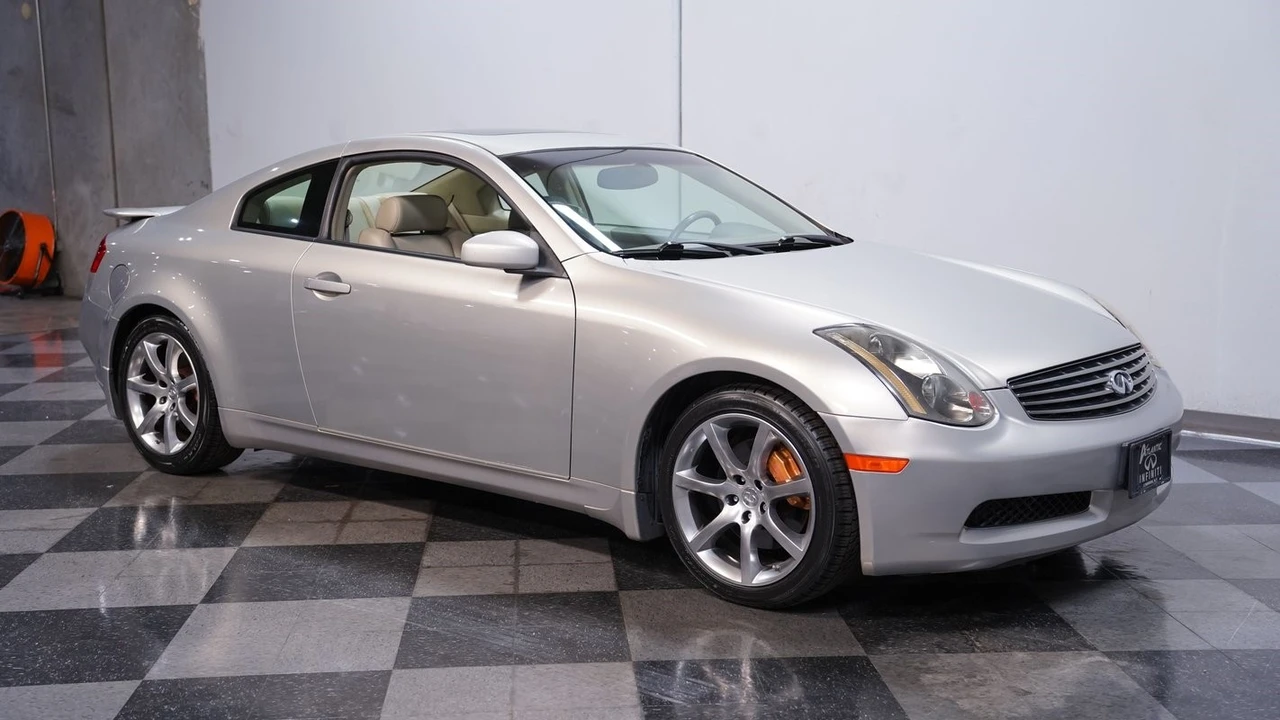 2004 Infiniti G35 3rd Gen - Image 15 of 21