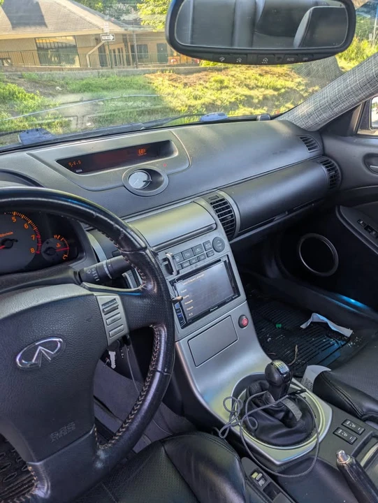2004 Infiniti G35 3rd Gen - Image 8 of 17