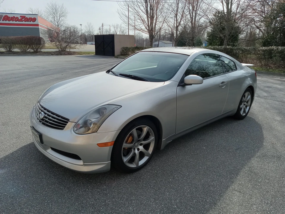 2004 Infiniti G35 3rd Gen - Image 10 of 31