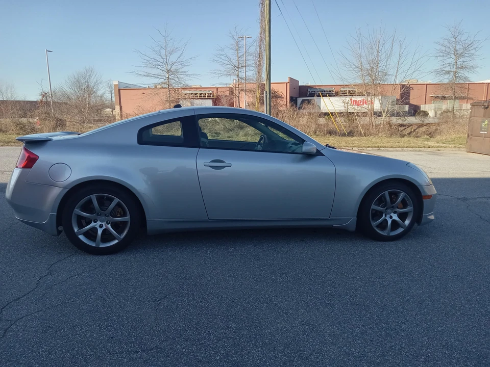 2004 Infiniti G35 3rd Gen - Image 28 of 31