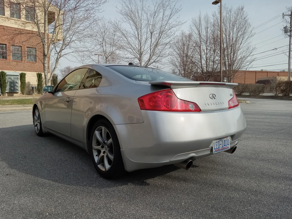 2004 Infiniti G35 3rd Gen - Image 18 of 31