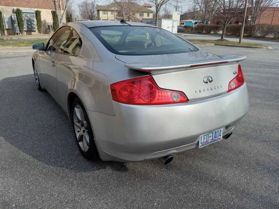 2004 Infiniti G35 3rd Gen - Image 19 of 31