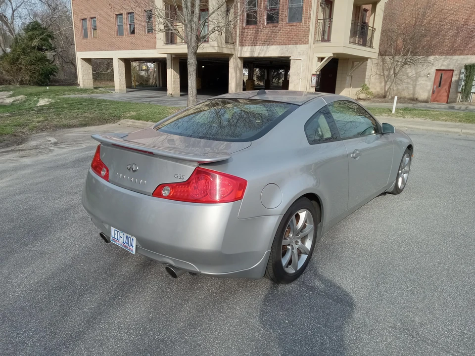 2004 Infiniti G35 3rd Gen - Image 26 of 31