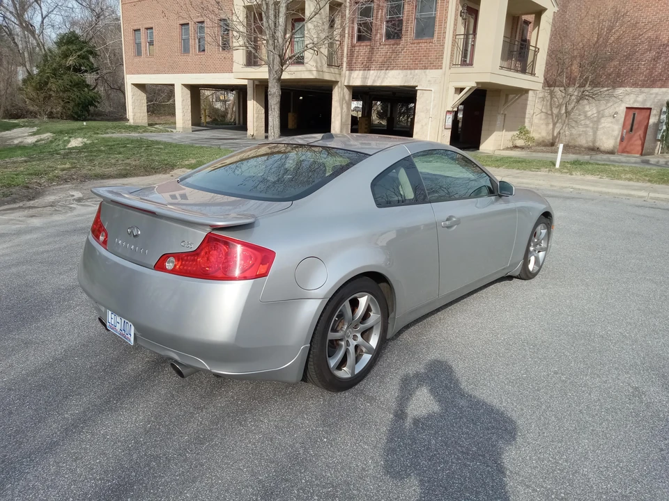 2004 Infiniti G35 3rd Gen - Image 27 of 31